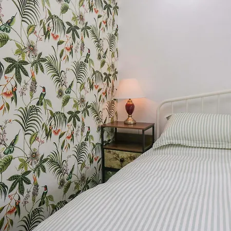 Burnbank Holiday home *