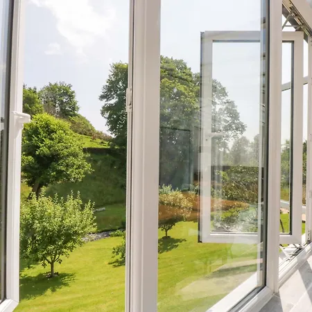 Burnbank Holiday home